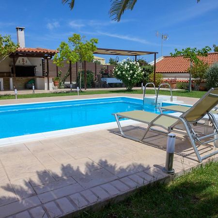 Artemis Riviera Villa Kültér fotó