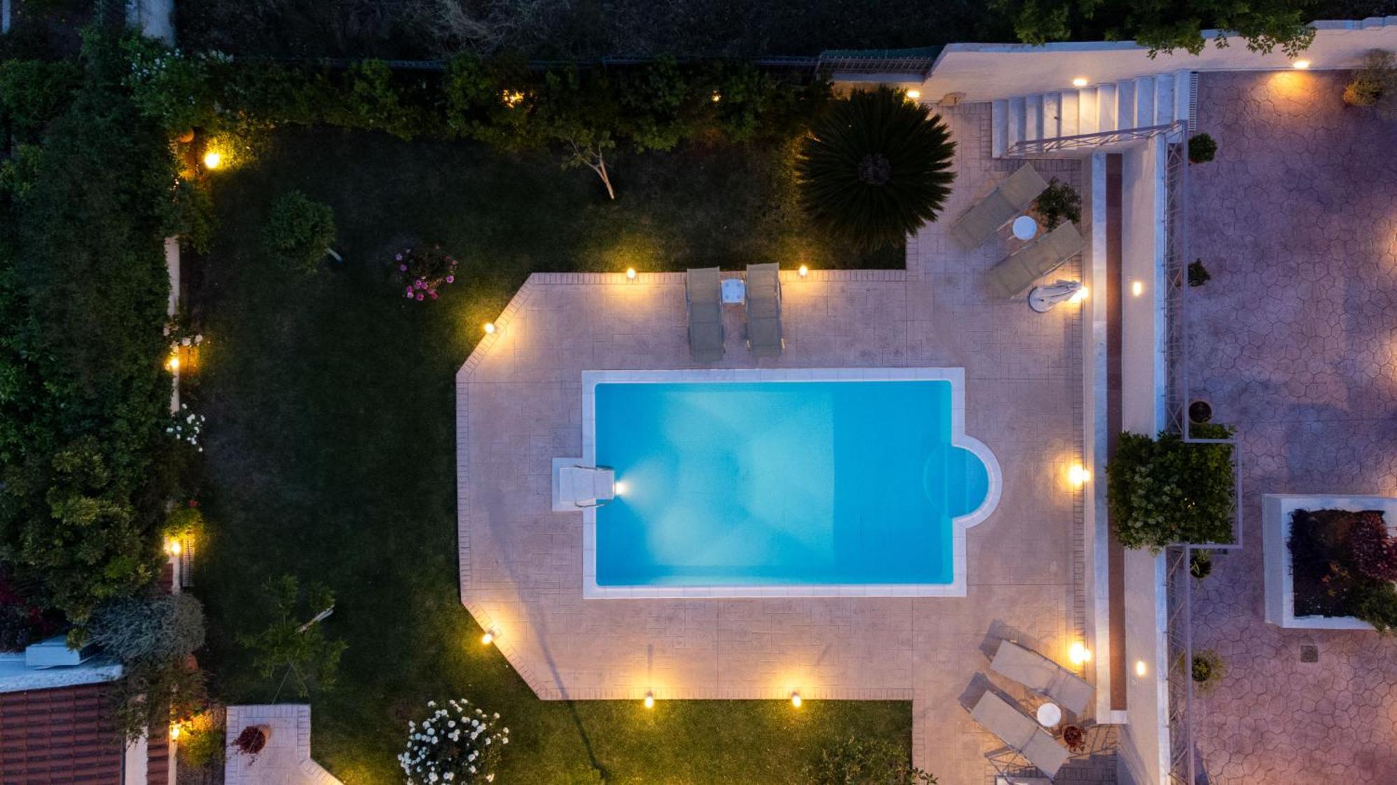 Artemis Riviera Villa Kültér fotó